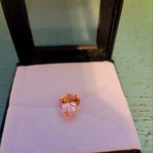 4 Carat, Pear shaped, Un-Mounted Morganite.